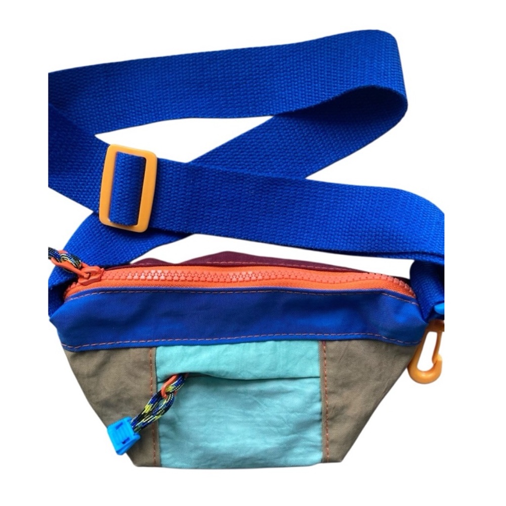 Urban Outfitters UO Explorer Mini Belt Bag Crossbody Fanny Pack Style